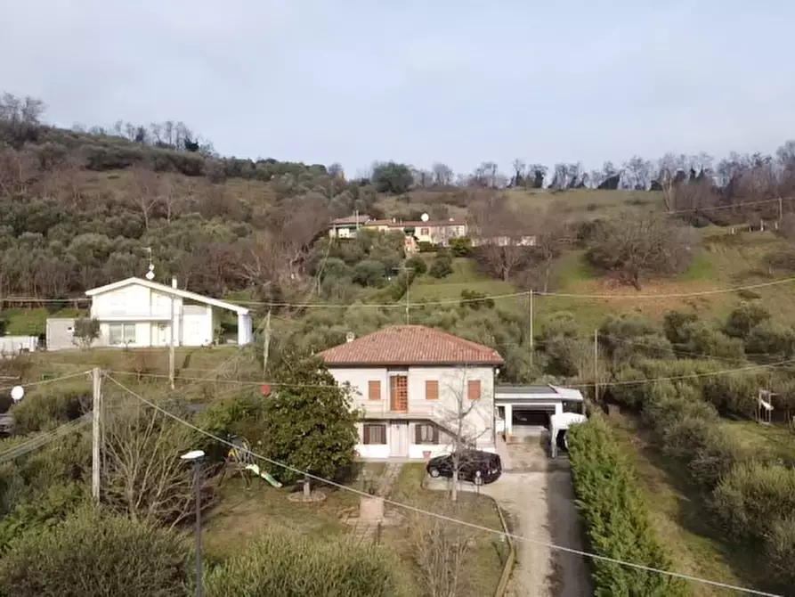 Immagine 2 di Casa indipendente in vendita  in Via Pascoli a Galzignano Terme