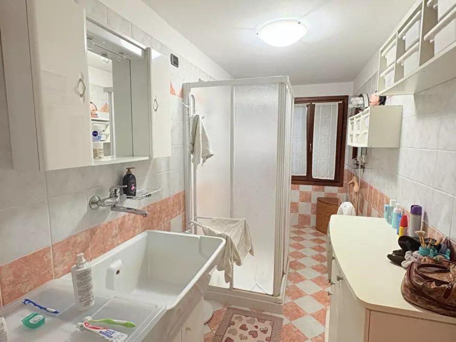 Immagine 27 di Casa indipendente in vendita  in Via Pascoli a Galzignano Terme