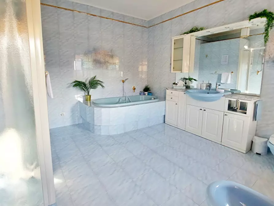 Immagine 21 di Casa bifamiliare in vendita  in Via Porto a Galzignano Terme