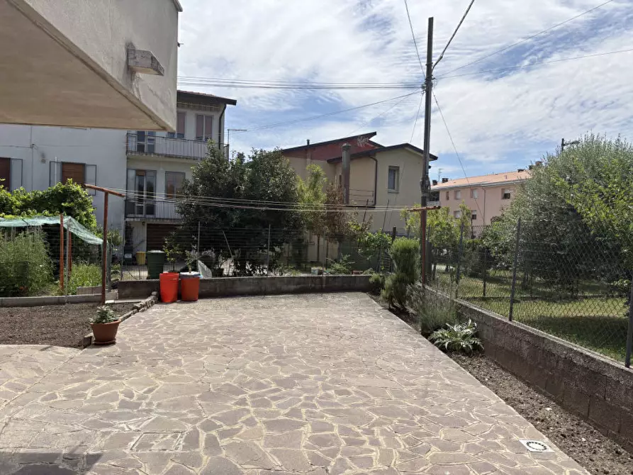 Immagine 9 di Appartamento in vendita  in Via Francesco Petrarca a Battaglia Terme