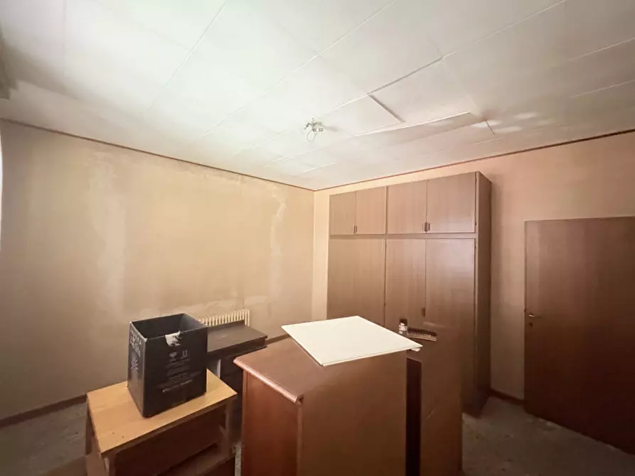 Immagine 15 di Appartamento in vendita  in Via Francesco Petrarca a Battaglia Terme