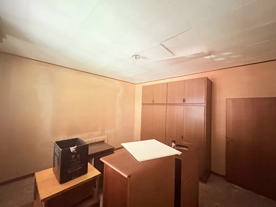 Immagine 17 di Appartamento in vendita  in Via Francesco Petrarca a Battaglia Terme