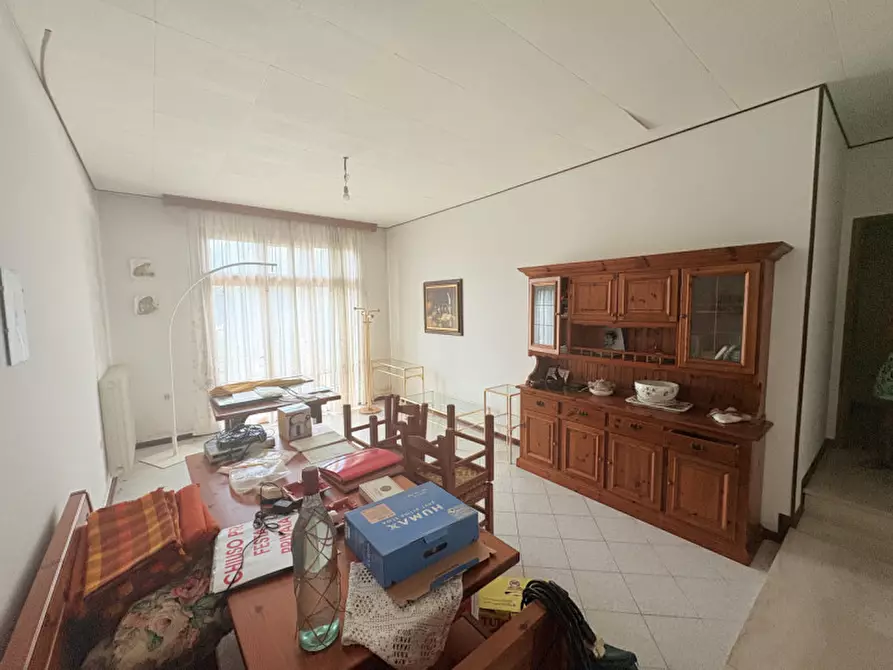 Immagine 29 di Appartamento in vendita  in Via Francesco Petrarca a Battaglia Terme