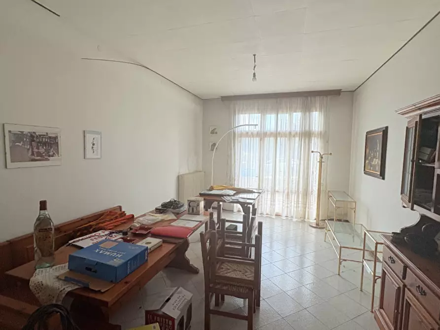 Immagine 32 di Appartamento in vendita  in Via Francesco Petrarca a Battaglia Terme