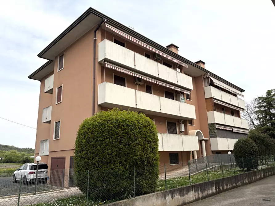 Immagine 1 di Appartamento in vendita  in Via Mohringer a Battaglia Terme
