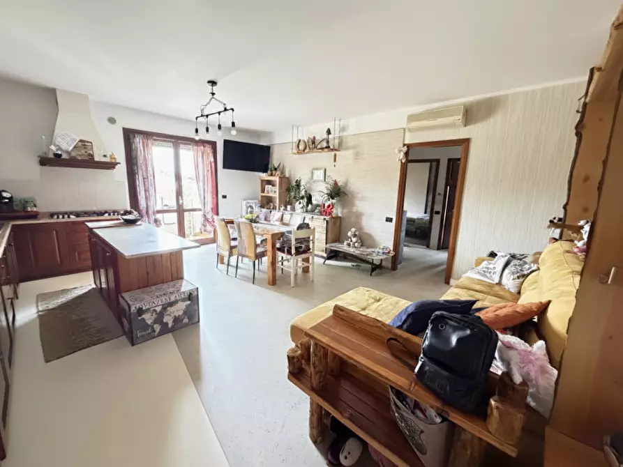 Immagine 8 di Appartamento in vendita  in Via Mohringer a Battaglia Terme