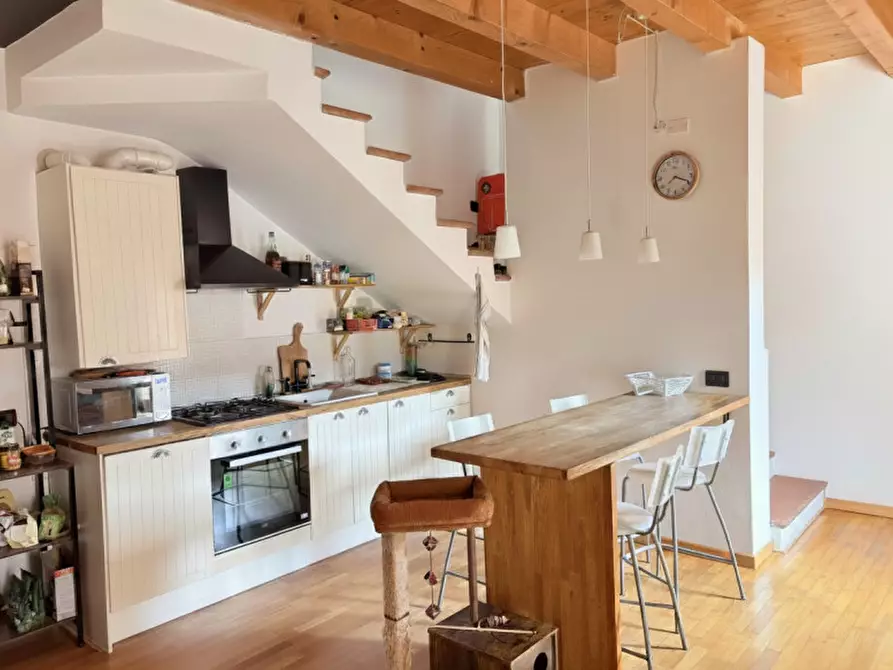 Immagine 4 di Appartamento in vendita  in Via Maggiore a Battaglia Terme