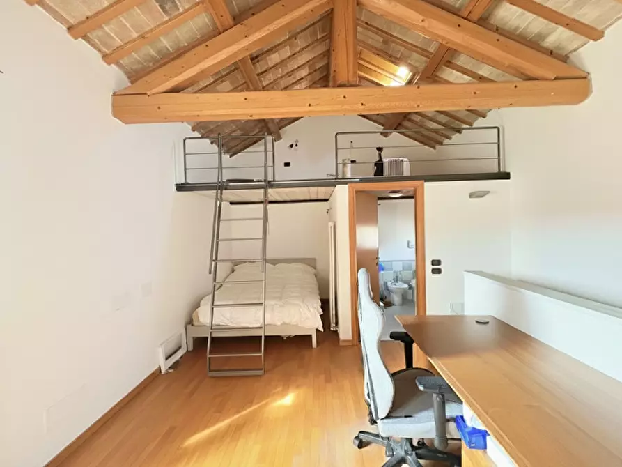 Immagine 13 di Appartamento in vendita  in Via Maggiore a Battaglia Terme