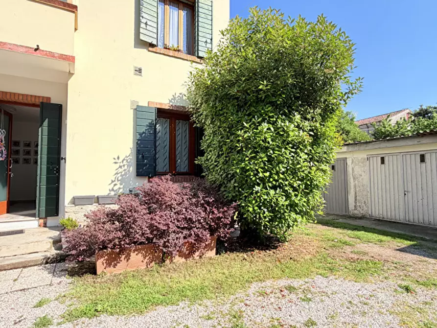 Immagine 5 di Appartamento in vendita  in Vicolo Antonio Meucci a Battaglia Terme