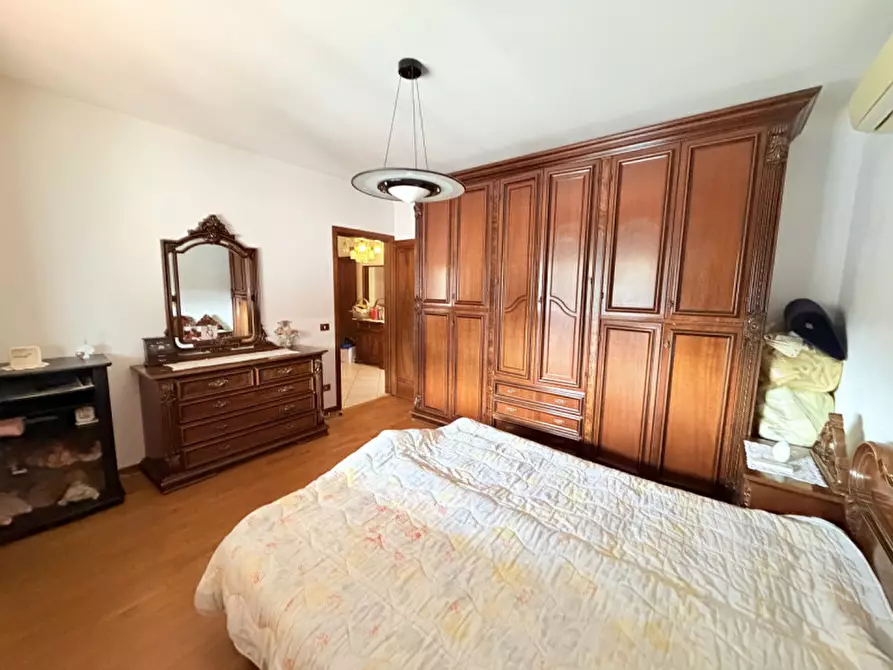 Immagine 33 di Appartamento in vendita  in Viale Colli Euganei a Battaglia Terme