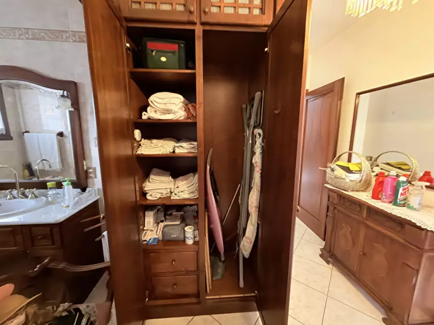 Immagine 37 di Appartamento in vendita  in Viale Colli Euganei a Battaglia Terme