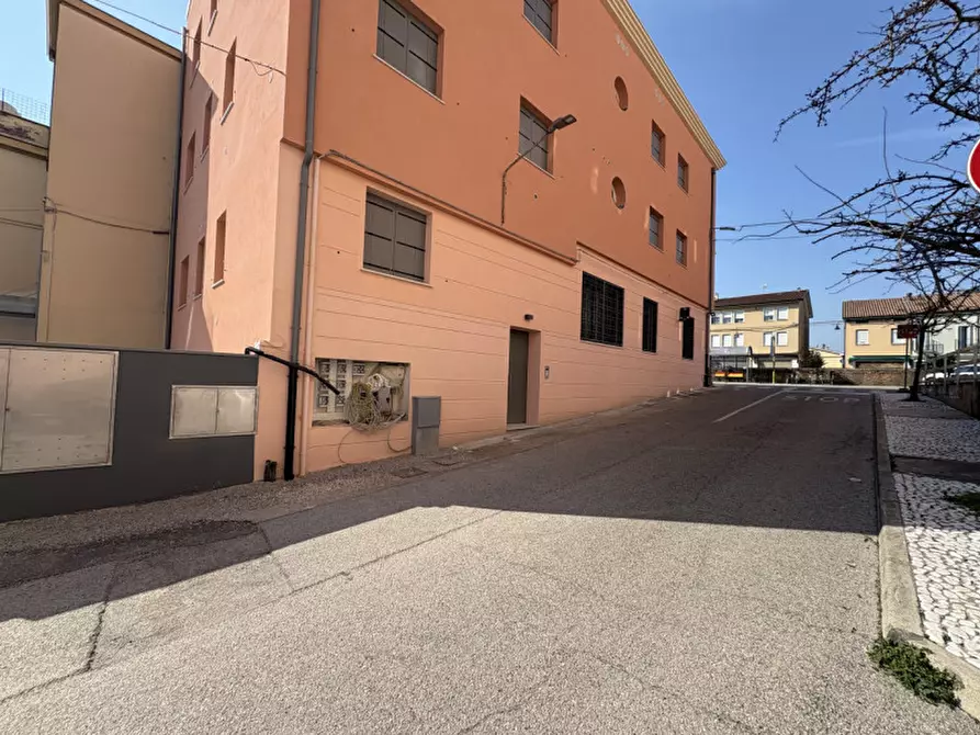 Immagine 13 di Appartamento in vendita  in Via Pescheria a Battaglia Terme