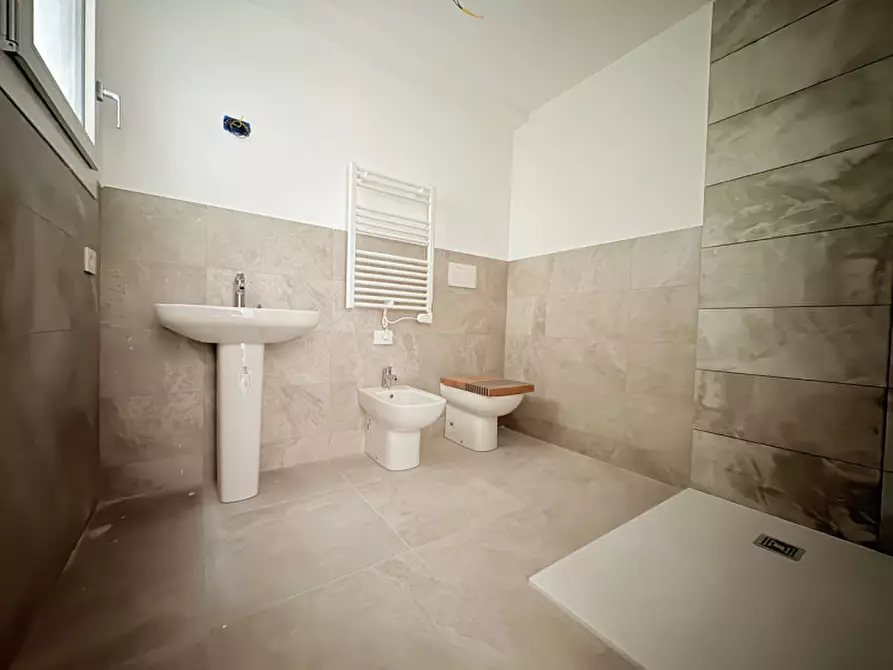 Immagine 23 di Appartamento in vendita  in Via Pescheria a Battaglia Terme