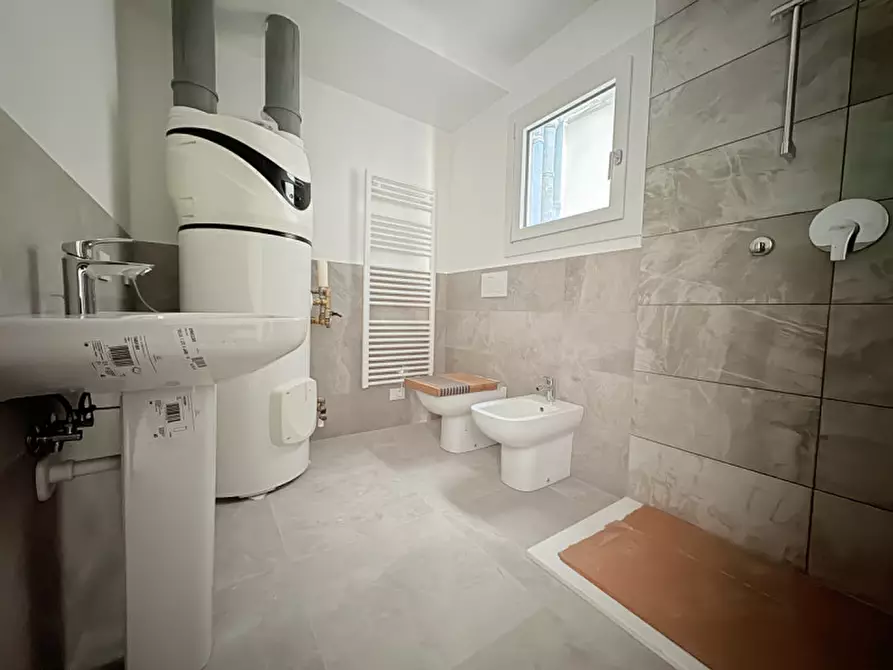 Immagine 25 di Appartamento in vendita  in Via Pescheria a Battaglia Terme