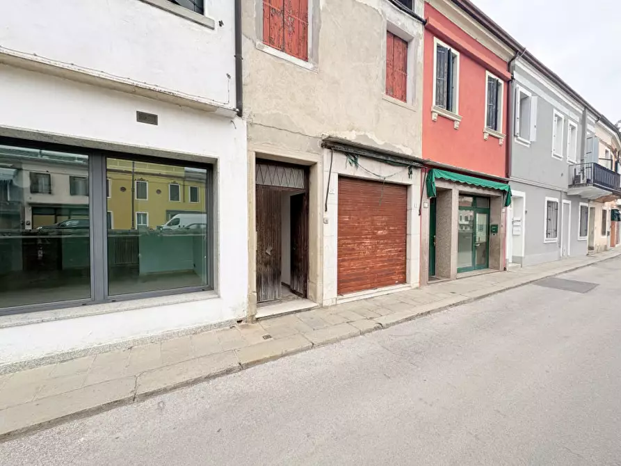 Immagine 3 di Villetta a schiera in vendita  in via terme 25 a Battaglia Terme