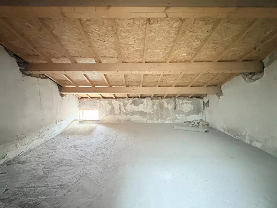 Immagine 22 di Villetta a schiera in vendita  in via terme 25 a Battaglia Terme