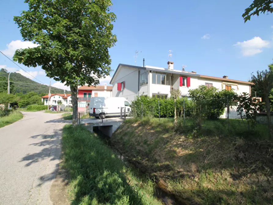 Immagine 5 di Appartamento in vendita  in Via Roberto Ferruzzi a Torreglia