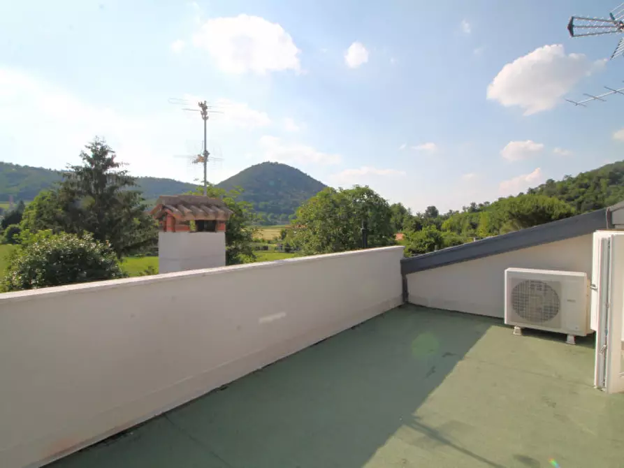 Immagine 14 di Appartamento in vendita  in Via Roberto Ferruzzi a Torreglia