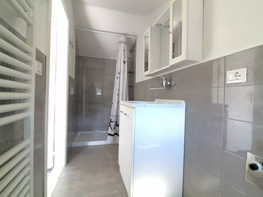 Immagine 32 di Appartamento in vendita  in Via Roberto Ferruzzi a Torreglia