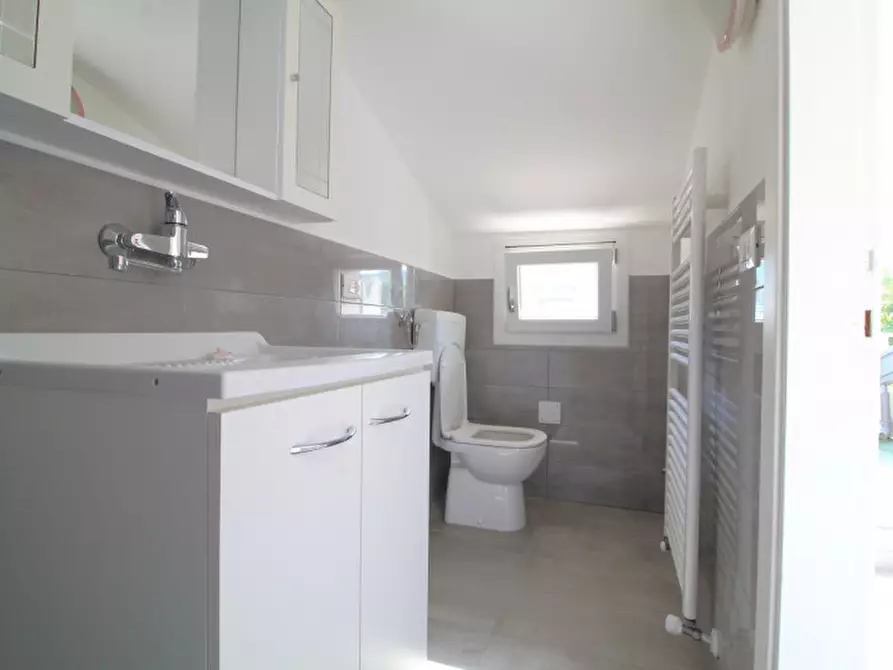 Immagine 33 di Appartamento in vendita  in Via Roberto Ferruzzi a Torreglia