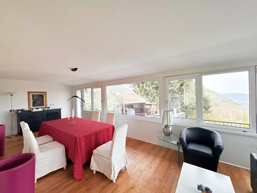 Immagine 5 di Casa indipendente in vendita  in Via Roccolo a Torreglia