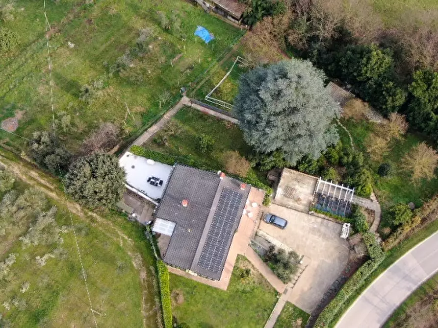 Immagine 7 di Casa indipendente in vendita  in Via Roccolo a Torreglia