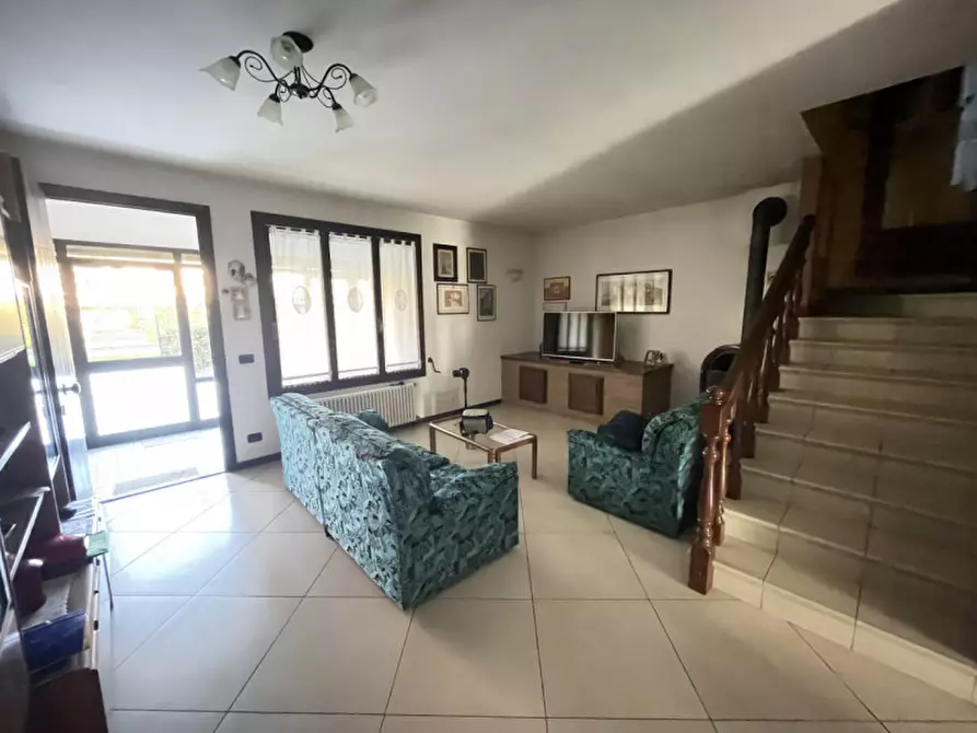 Immagine 18 di Villetta a schiera in vendita  in Via G. Leopardi a Torreglia