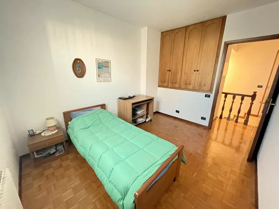 Immagine 26 di Villetta a schiera in vendita  in Via G. Leopardi a Torreglia