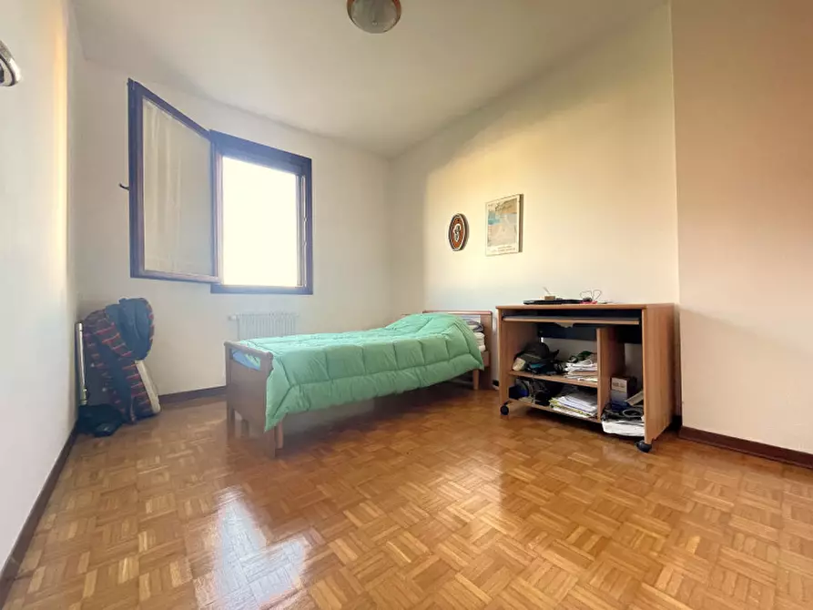 Immagine 27 di Villetta a schiera in vendita  in Via G. Leopardi a Torreglia