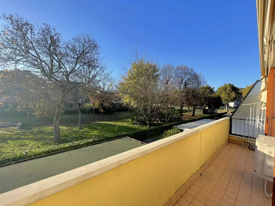 Immagine 32 di Villetta a schiera in vendita  in Via G. Leopardi a Torreglia