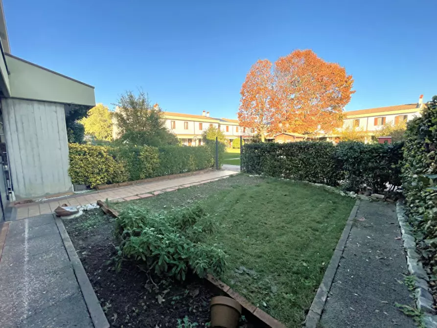 Immagine 38 di Villetta a schiera in vendita  in Via G. Leopardi a Torreglia