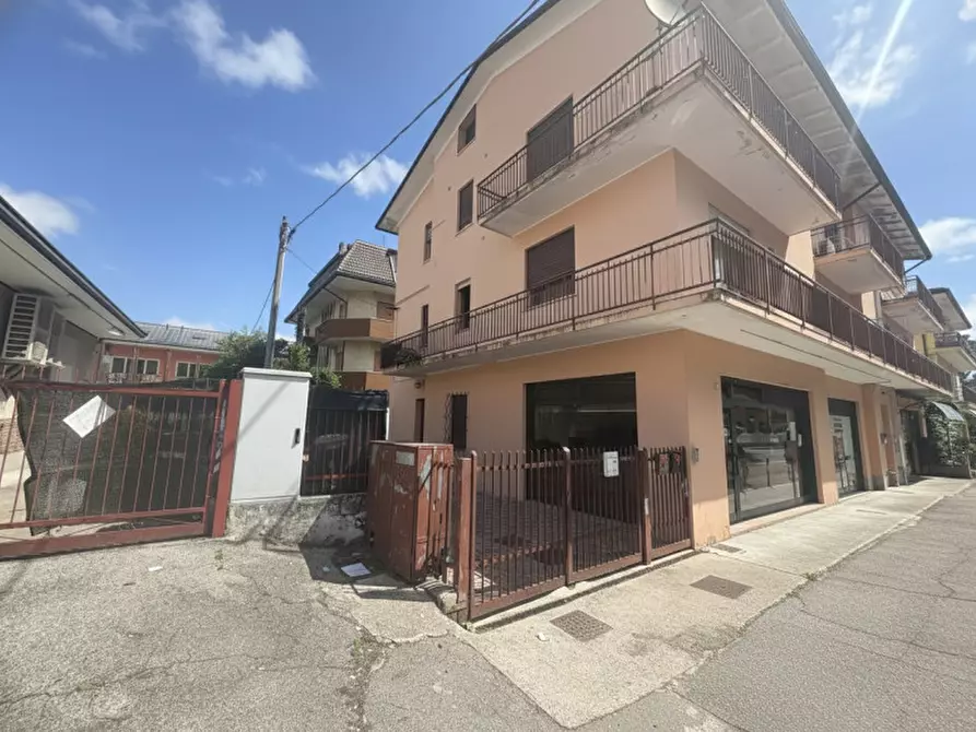 Immagine 5 di Appartamento in vendita  in Via Montegrotto a Torreglia