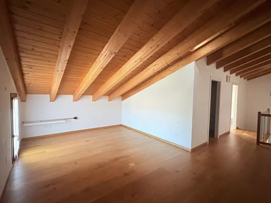 Immagine 8 di Appartamento in vendita  in Via San Pietro Montagnon a Torreglia