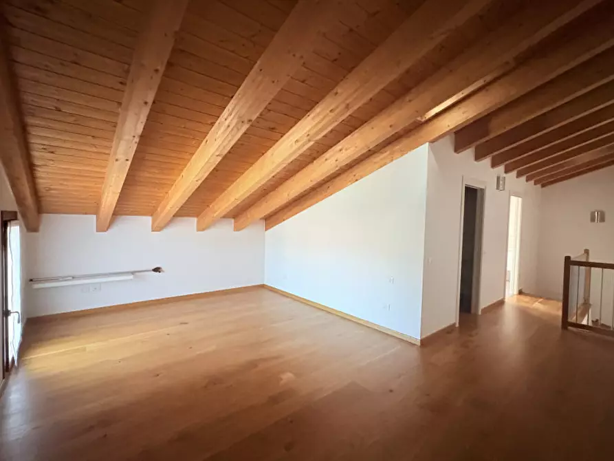 Immagine 9 di Appartamento in vendita  in Via San Pietro Montagnon a Torreglia