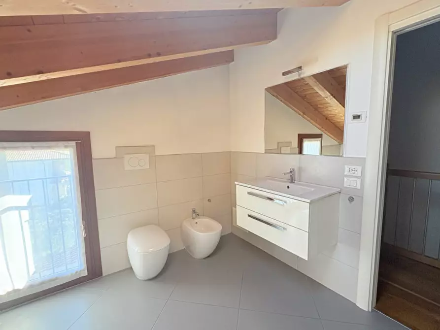 Immagine 16 di Appartamento in vendita  in Via San Pietro Montagnon a Torreglia