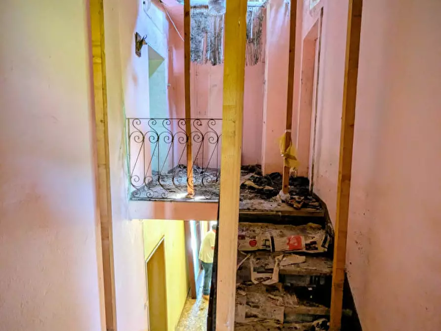 Immagine 14 di Rustico / casale in vendita  in Via della Commenda a Torreglia