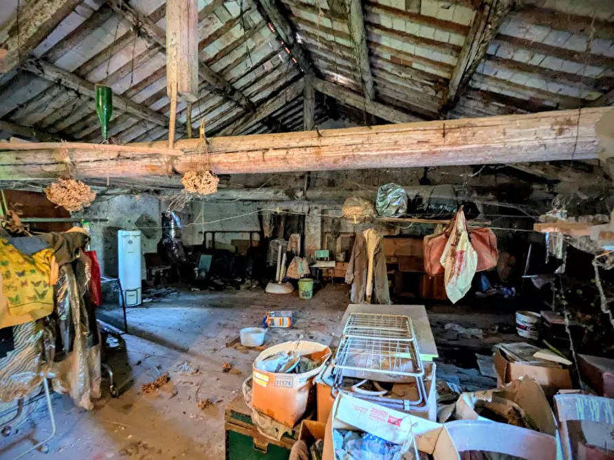 Immagine 18 di Rustico / casale in vendita  in Via della Commenda a Torreglia