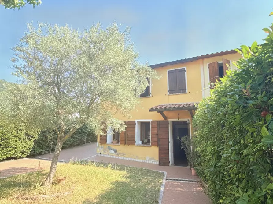 Immagine 2 di Casa bifamiliare in vendita  in Via della Commenda a Torreglia