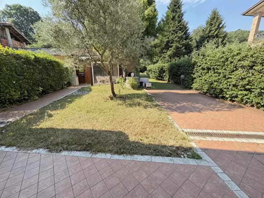Immagine 9 di Casa bifamiliare in vendita  in Via della Commenda a Torreglia