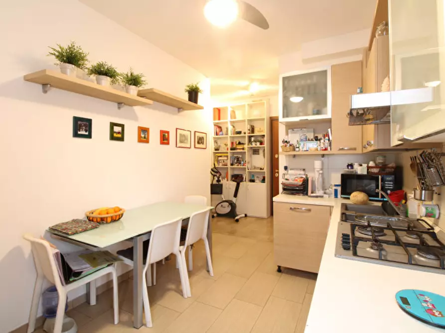 Immagine 11 di Appartamento in vendita  in Via Andrea Mantegna 6 a Albignasego