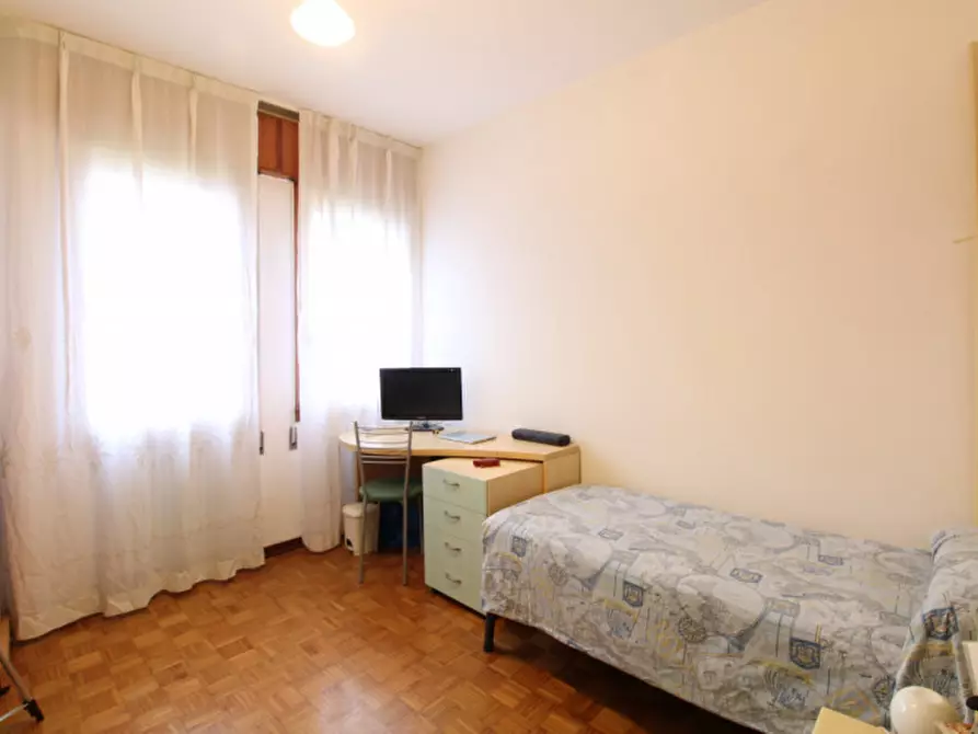 Immagine 20 di Appartamento in vendita  in Via Andrea Mantegna 6 a Albignasego