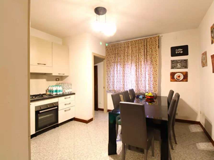 Immagine 3 di Casa bifamiliare in vendita  in via donizzetti a Albignasego