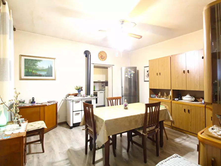 Immagine 15 di Villetta a schiera in vendita  in Via Galileo Galilei a Albignasego