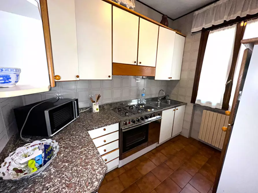 Immagine 2 di Villa in vendita  in Via Santa Monica a Albignasego