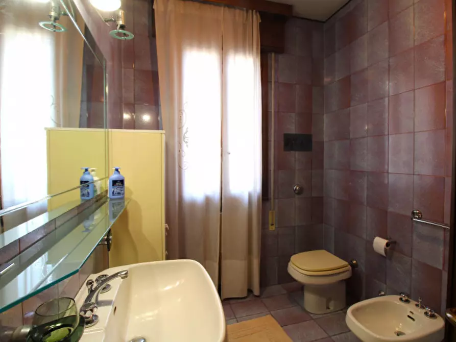 Immagine 20 di Villa in vendita  in Via Santa Monica a Albignasego