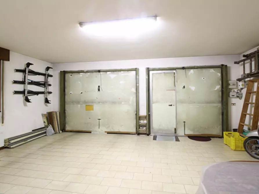 Immagine 24 di Villa in vendita  in Via Santa Monica a Albignasego