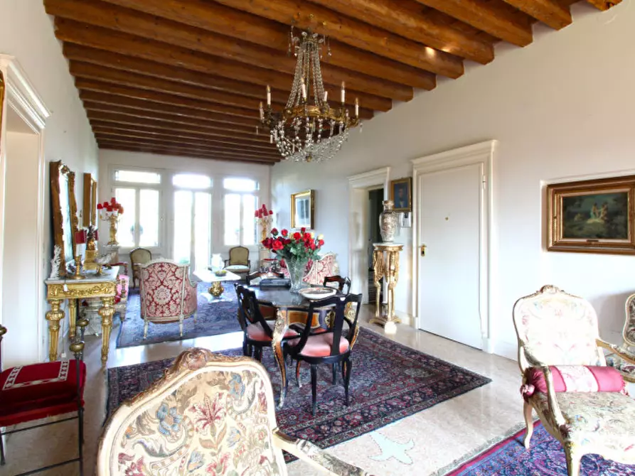 Immagine 12 di Appartamento in vendita  in Via Guglielmo Marconi 46 a Albignasego