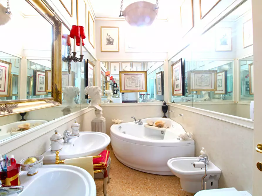 Immagine 22 di Appartamento in vendita  in Via Guglielmo Marconi 46 a Albignasego