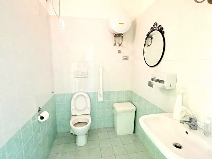 Immagine 12 di Ufficio in vendita  in Via Roma 5 a Albignasego