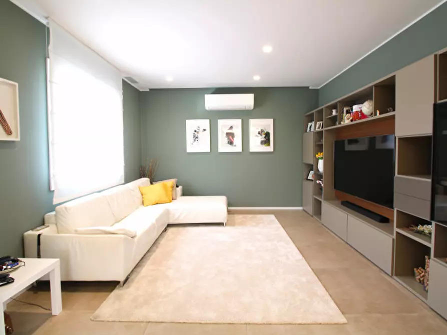 Immagine 4 di Villa in vendita  in Via Galileo Galilei a Albignasego